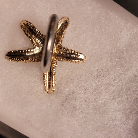 Ring - Picture 2 of 2